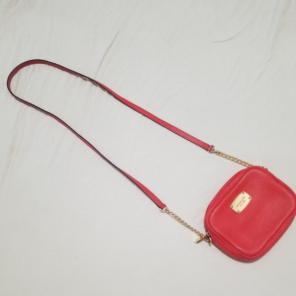 Michael Kors Small Purse - Picture 2 of 8